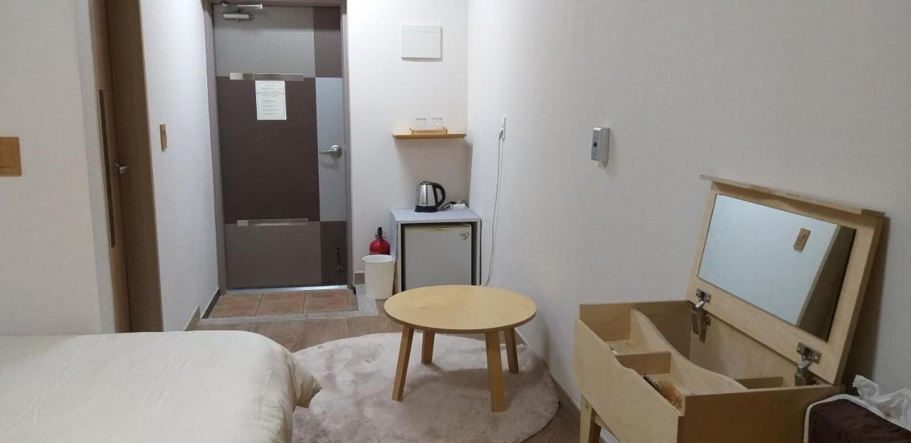 Moon Forest Guesthouse 济州市 外观 照片