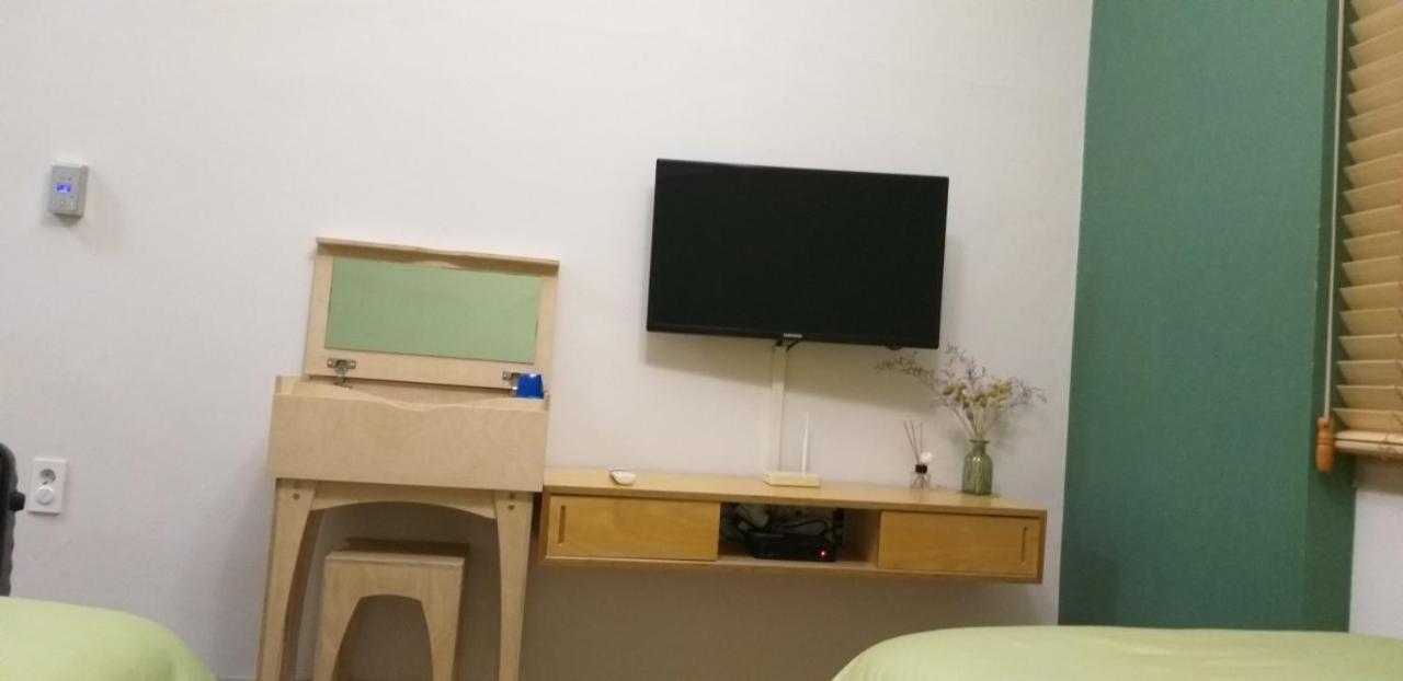 Moon Forest Guesthouse 济州市 外观 照片