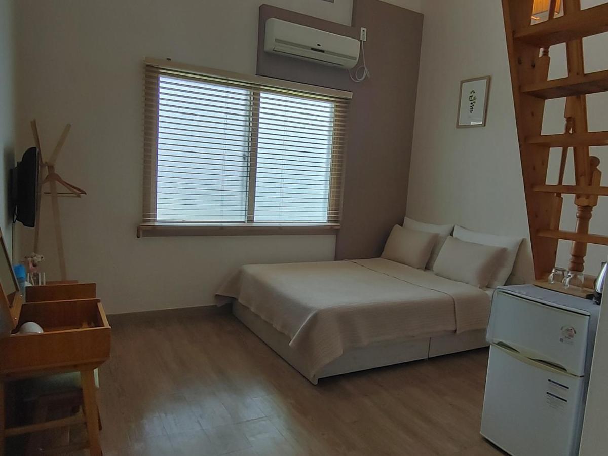 Moon Forest Guesthouse 济州市 外观 照片