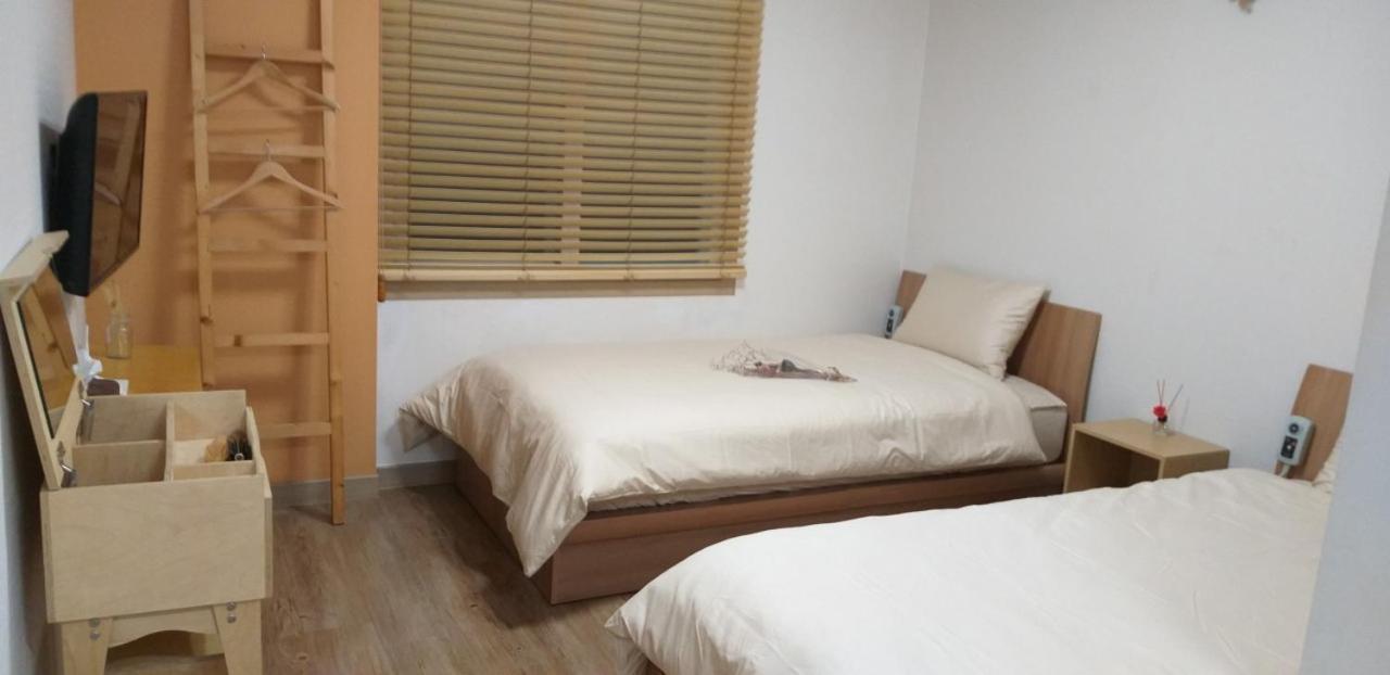 Moon Forest Guesthouse 济州市 外观 照片